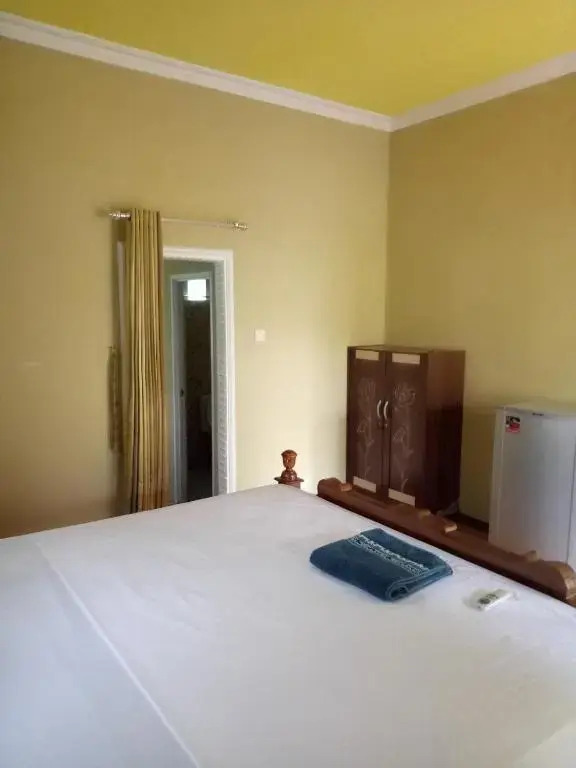 4R Bungalow