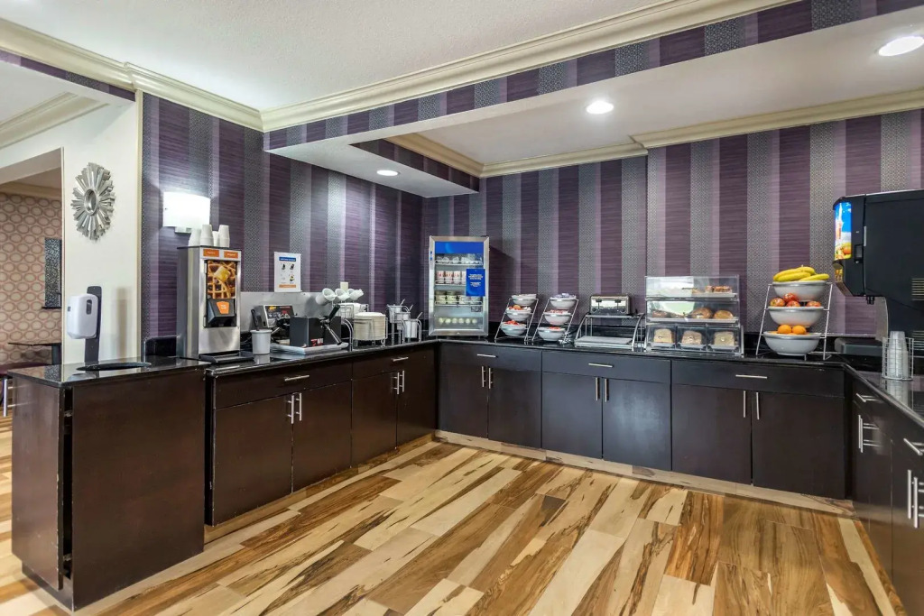 Comfort Inn Tulsa Midtown