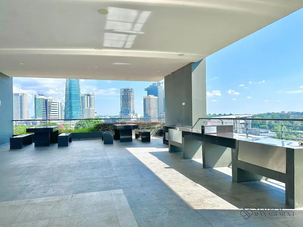SKS Pavillion Residences - High Floor with Singapore View
