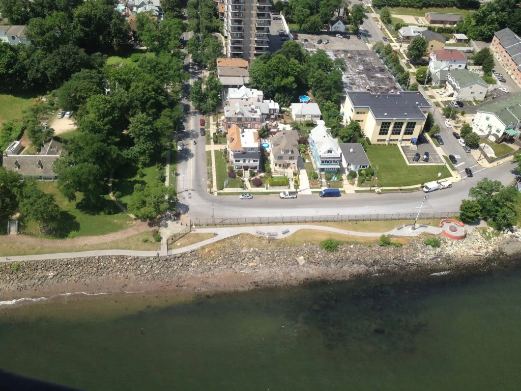 Harbor House Bed and Breakfast