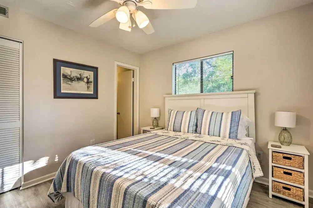 Steps to Sand: Hilton Head Island Condo w/ Pool