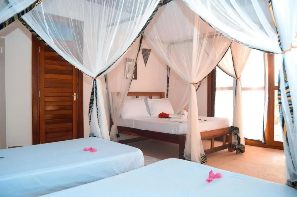 Twiga Beach Bungalows
