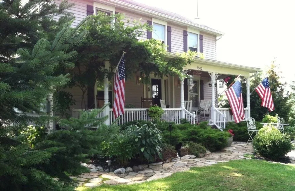 The Bella Ella Bed and Breakfast