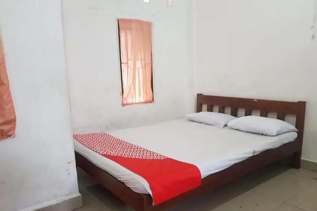 OYO 91647 Sanina Residence