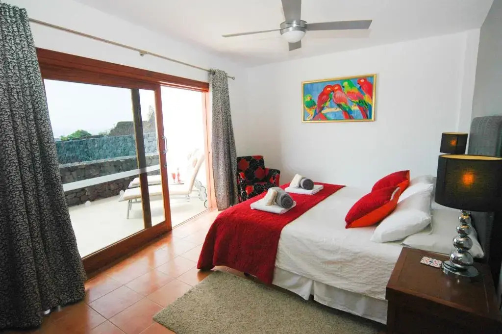 Villa Montana baja - A Stunning 7 Bedroom Villa - Perfect For Large Families And Friends