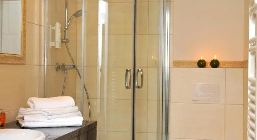 Hotel Sandro Silver & Spichlerz Antoniny