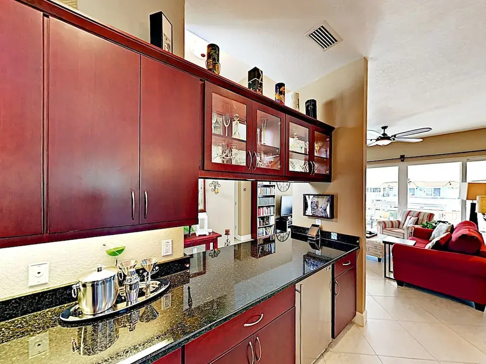 8723 Tampa - 3 Br Home