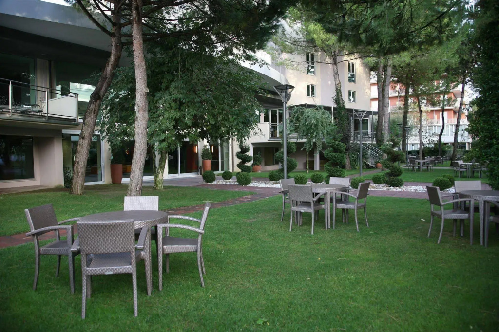 Hotel Balance