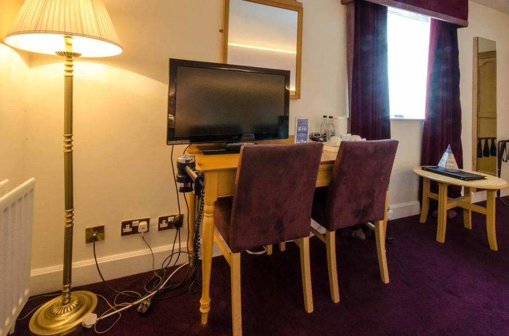 The 1852 Hotel - Self Check-in