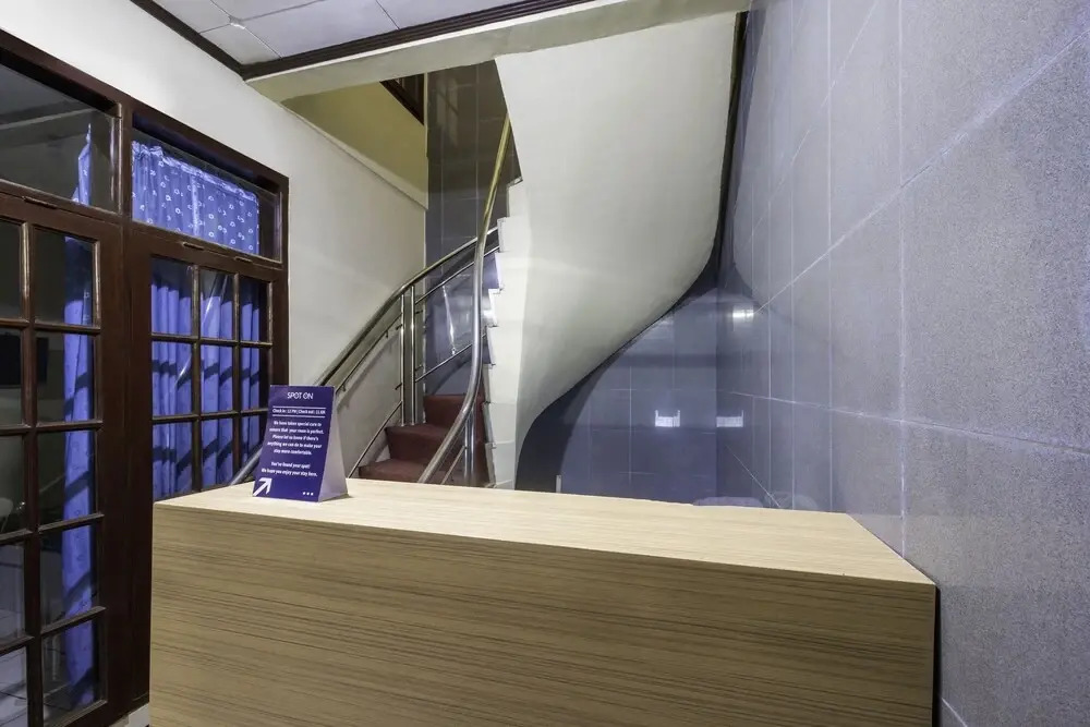 Bee M by OYO Rooms