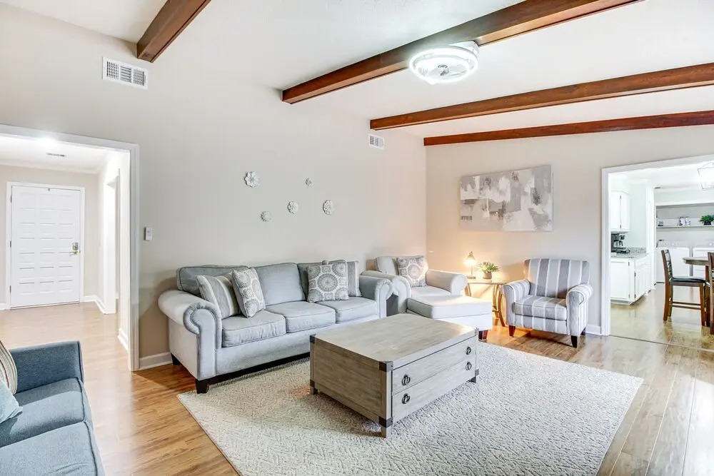 Single-story Savannah Home w/ Private Backyard!, Savannah
