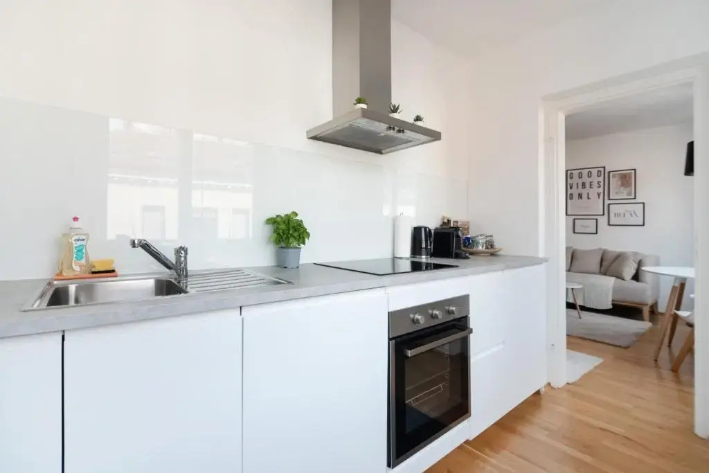 Modern, bright Studio -close to the center in a quiet area