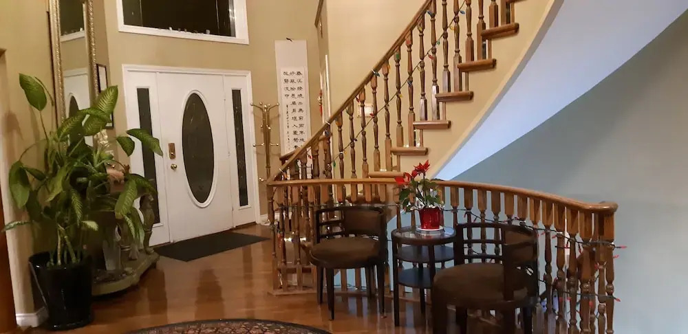 Lake View House