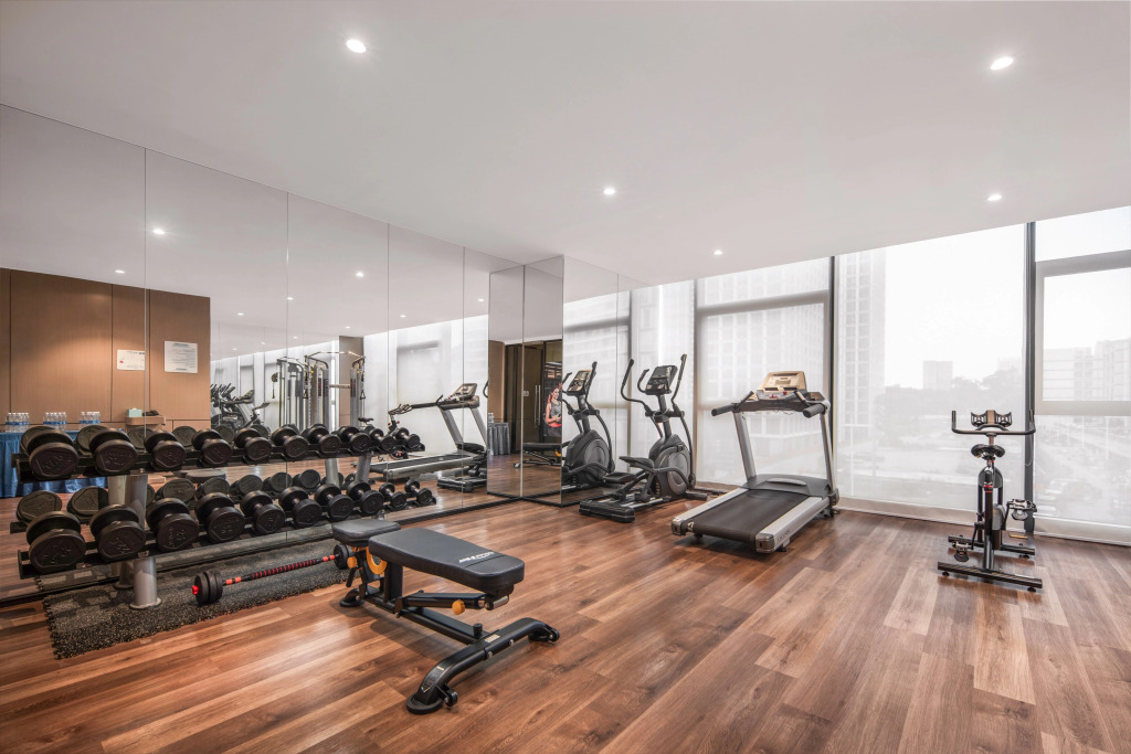 Holiday Inn Express Shenzhen Longhua by IHG