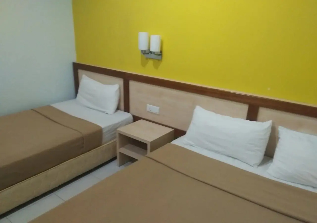 Mega Inn