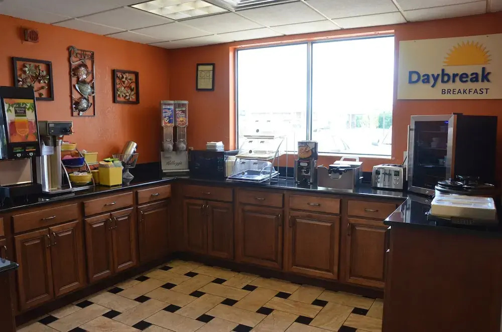 Days Inn Airport Nashville East