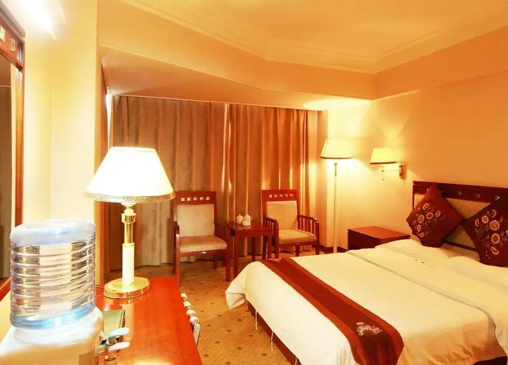 Yixing Hotel