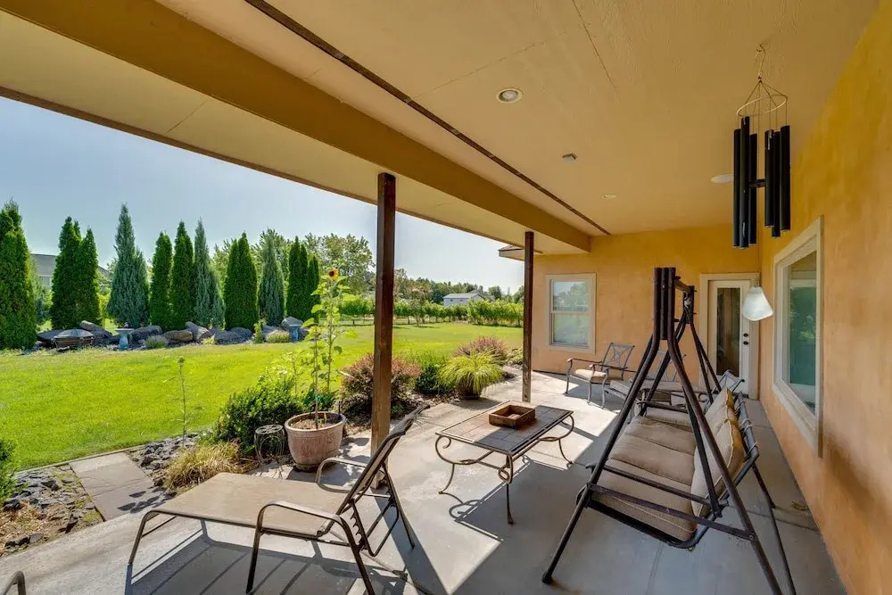 West Richland Home w/ Vineyard & Mountain Views!
