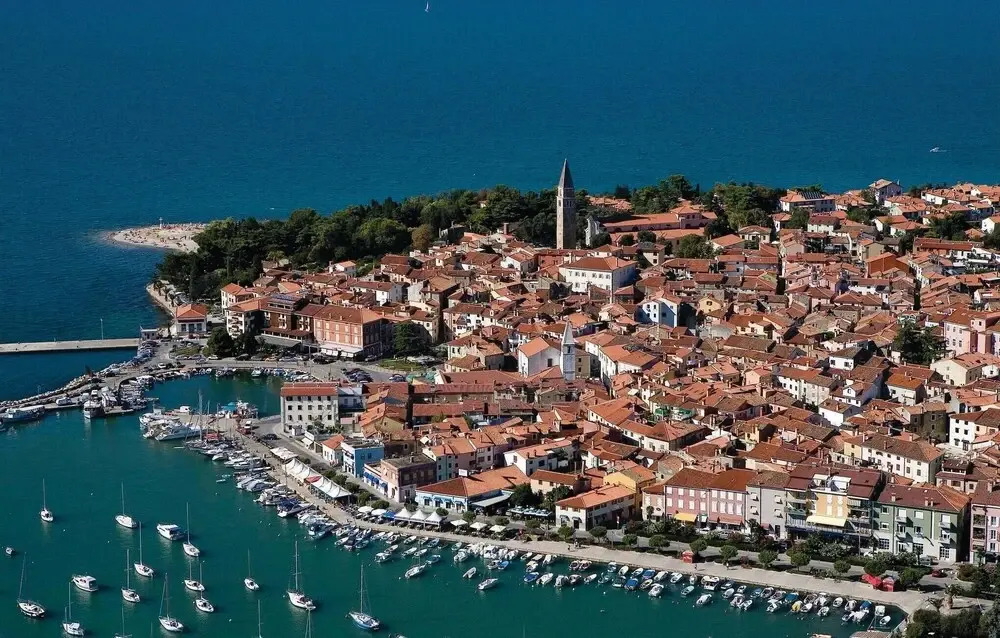 Nice Home in Izola With Wifi and 1 Bedrooms