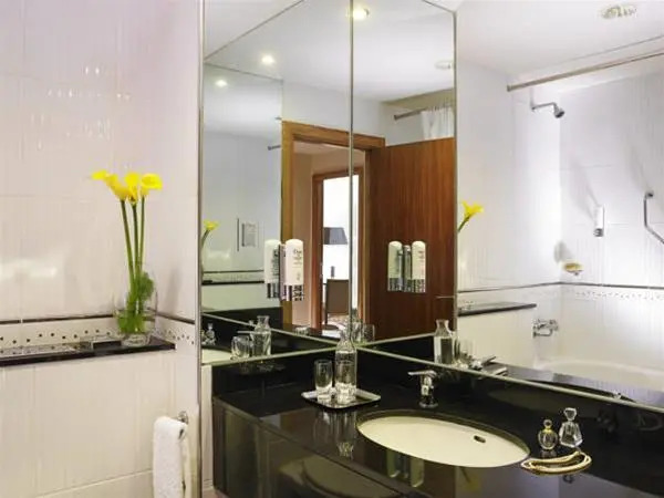 The Connacht Self Catering Apartments