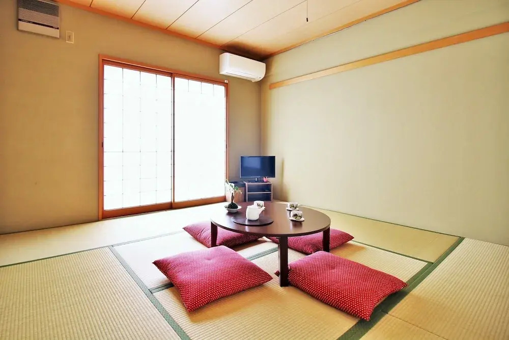 Cottage EMI