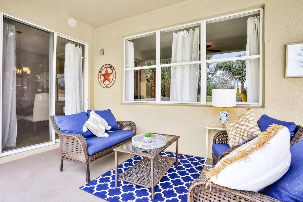 Dog-friendly Home w/ Private Hot Tub, High-speed Wifi, AC, Washer/dryer & Patio