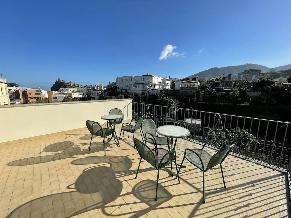 Villa dei Sogni - Aparthotel Ischia Ponte