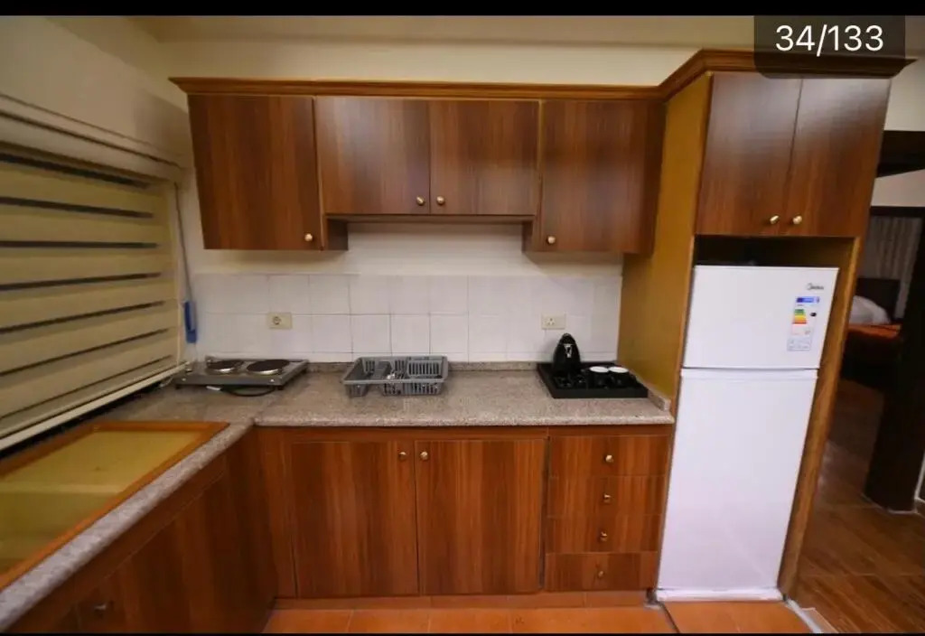 Al-Farouq Suites
