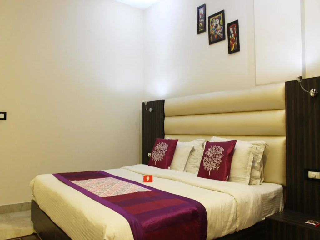 OYO 13839 Hotel Narula