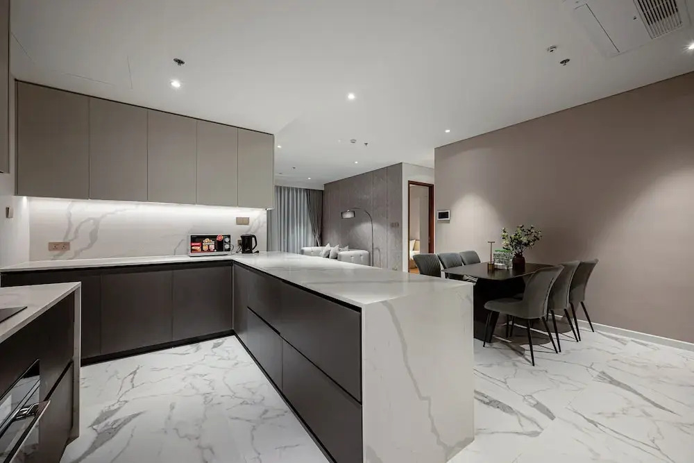 DongDong Apartment The Metropole