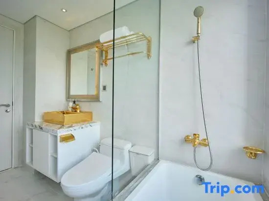 Apartment with 2 bedrooms with Free Pool in Golden Bay