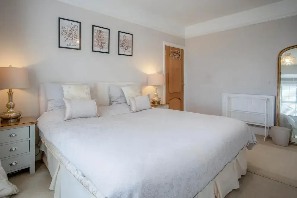 Little Glen - 3 Bedroom Holiday Home - Tenby