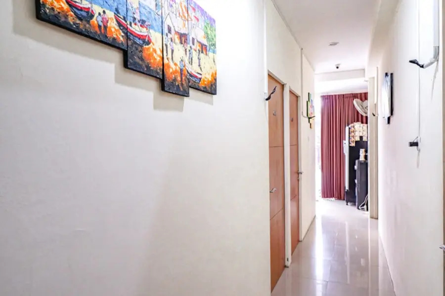 RedDoorz at Mayjen Sungkono Surabaya