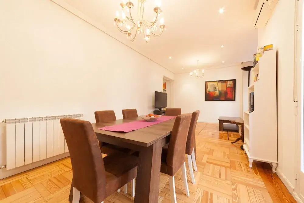 Classical Flat in Barrio Salamanca  by Allô Housing