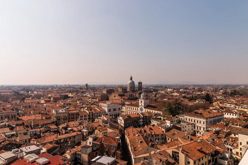 Padova Tower City & Hills View Libeccio
