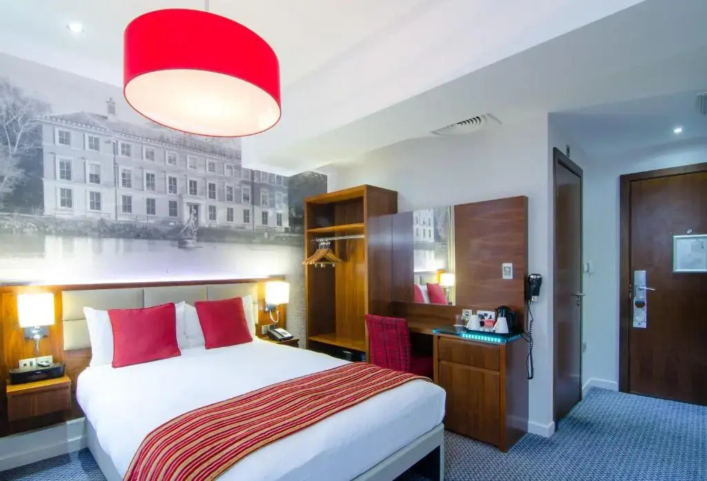 The Kensington Hideaway
