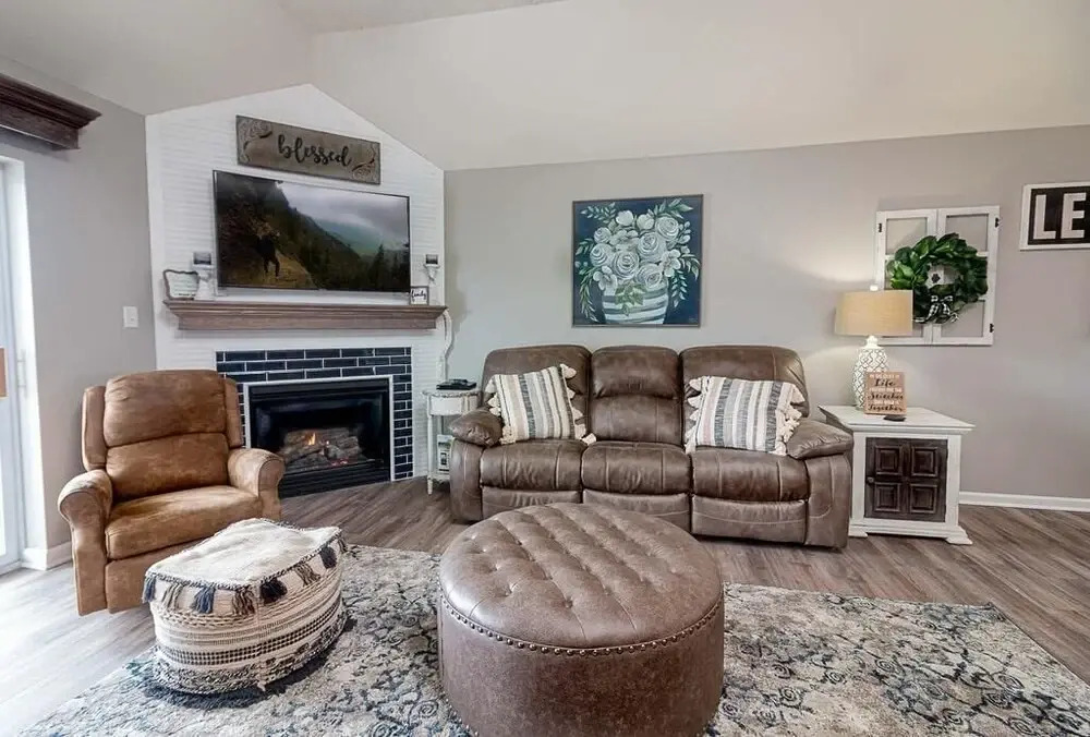 Whispering Pines 654