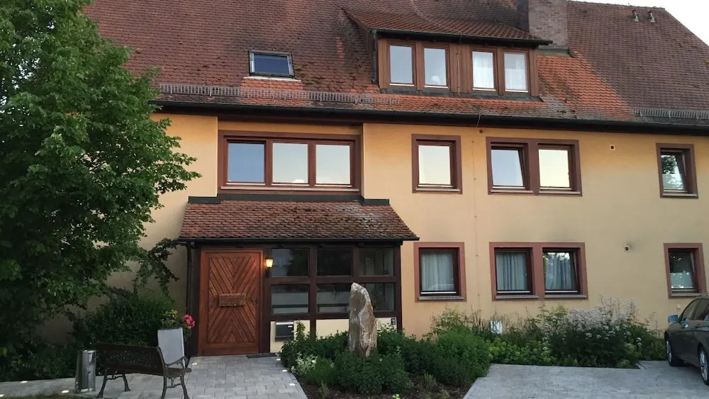 Gasthof Linden & Wildkräuterhotel