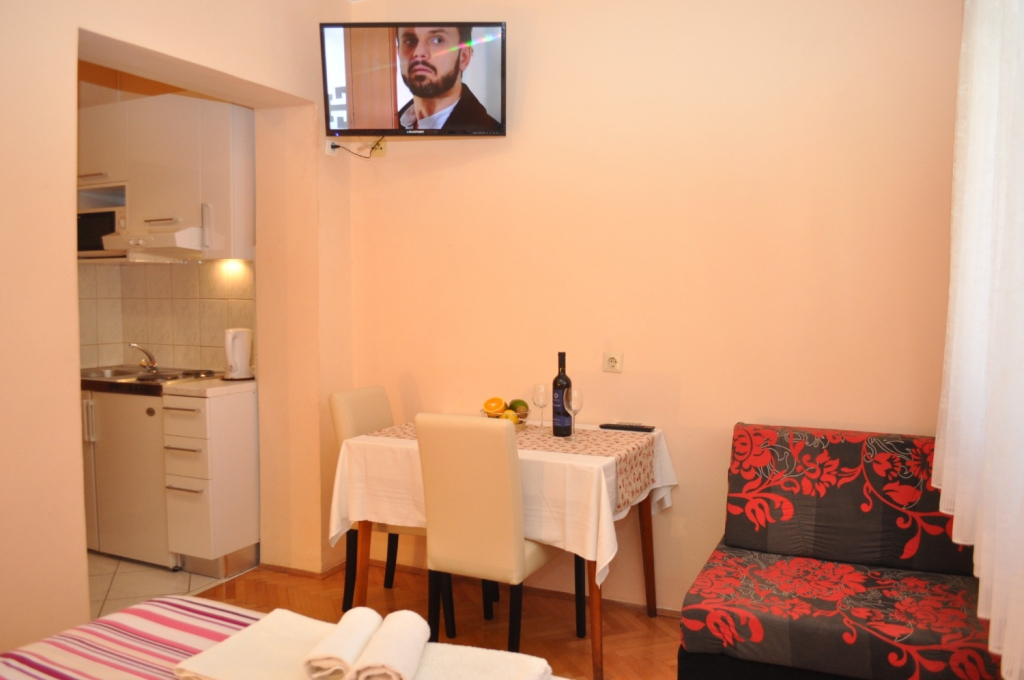Studio apartment Ljuba - 130 meter from sea SA1 Makarska, Riviera Makarska