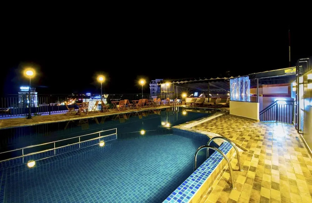 Levan Hotel