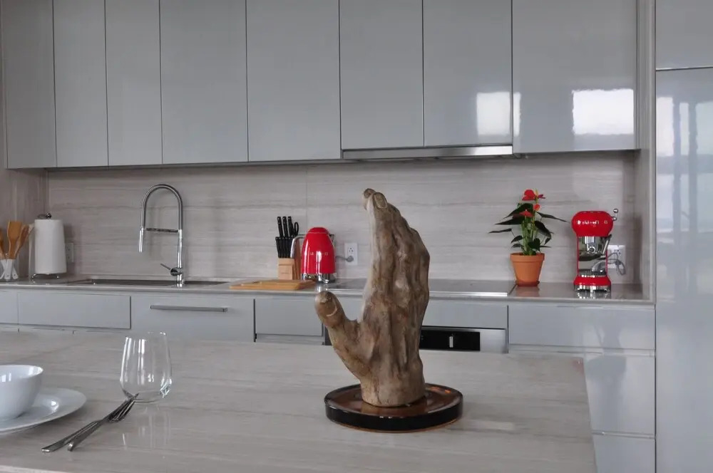 Tour des Canadiens Penthouse by Hometrotting