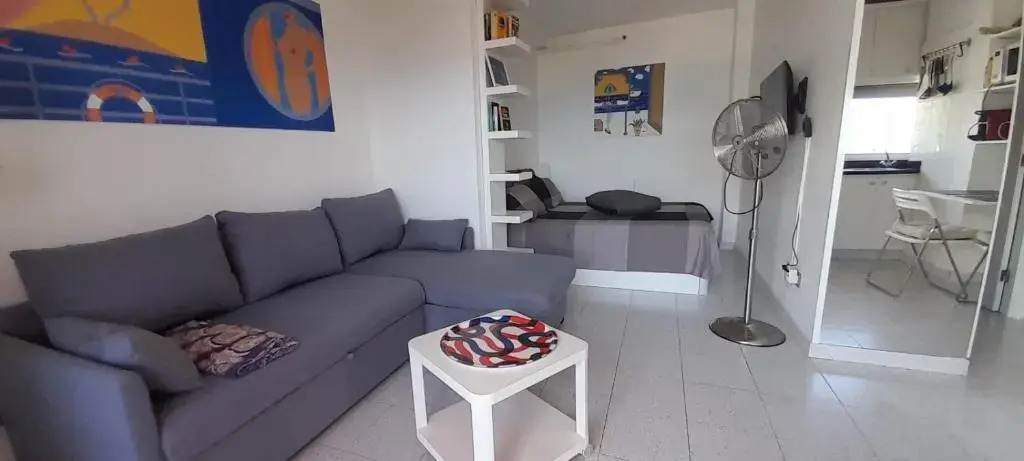 Perla's House Studio with incredible sea view