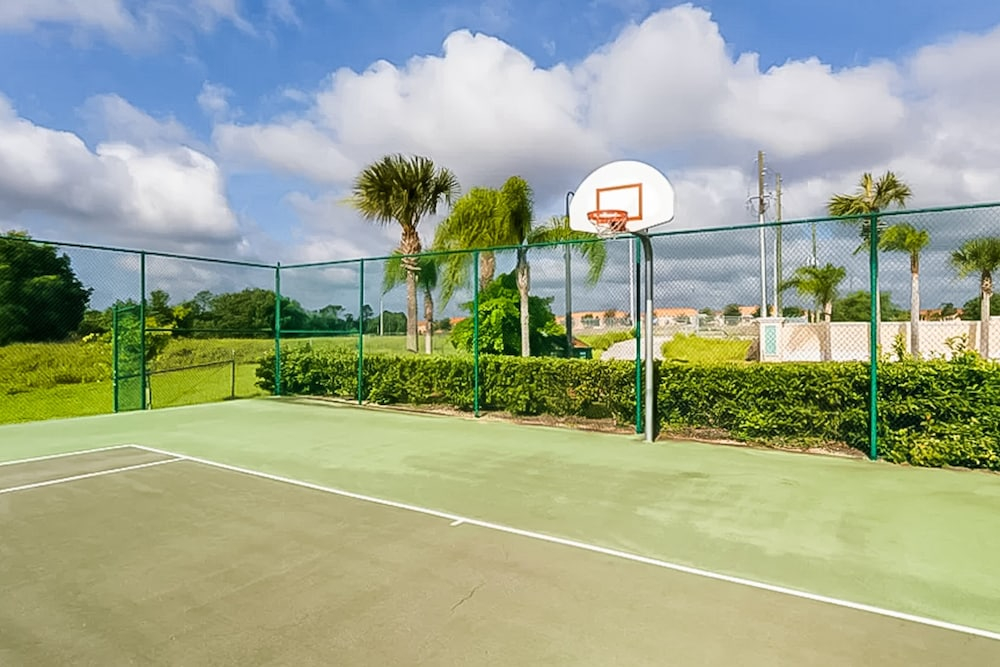 Family Home W/shared Pool,wifi,ac,lake Views - Close to Walt Disney World Resort