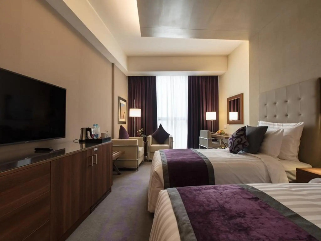 Somewhere Bliss Hotel