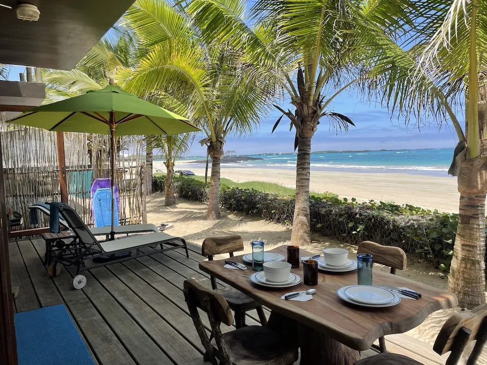 Mi Playa Galapagos Beachfront Apartments