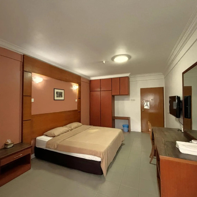 Cool Point Hotel