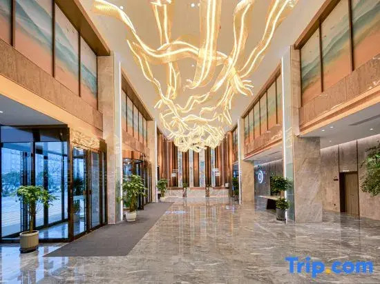 Zhumadian Zhengyang Jiangguo Avenue Lanou International Hotel