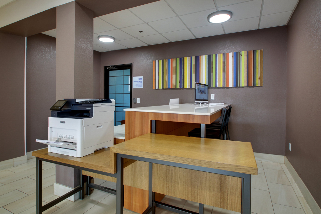Holiday Inn Express & Suites Lebanon by IHG
