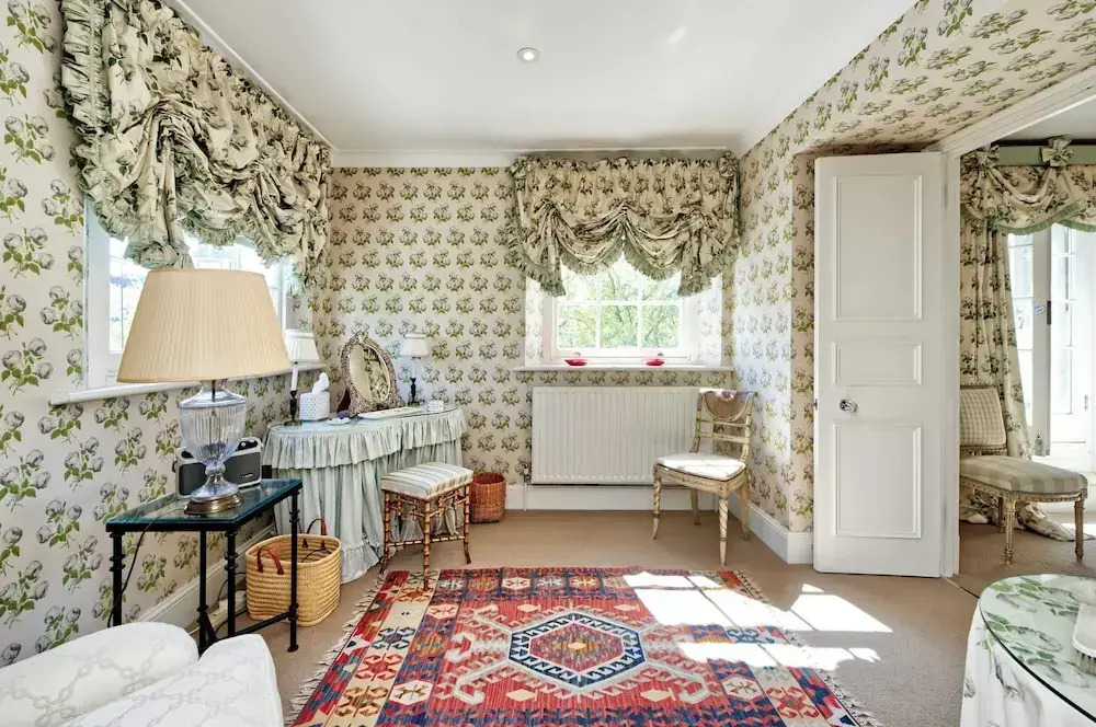 Beautiful & Spacious, 2 Bed in South Kensington