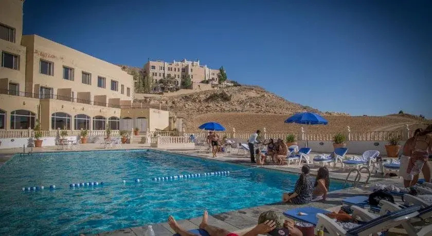 Grand View Hotel
